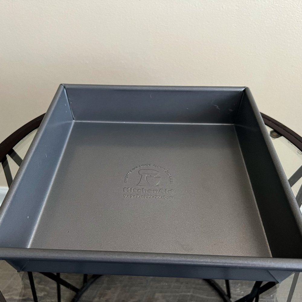 KitchenAid 9 x 9 x 2” Square Nonstick Professional Grade Aluminized Cake / Loaf